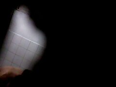 ¡Dakota Black sabe cómo mover el culo! ¡Mira este video de striptease caliente de Dakota Black desnudándose y mostrando sus mejores activos!