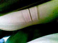 Tetona morena dulce victoria burlas delante de webcam