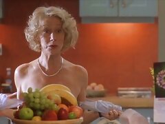 Lauren Wood en sujetador y bragas negras
