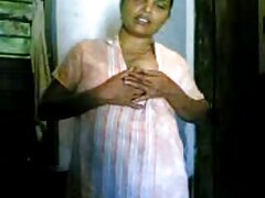 Video casero caliente con una nena quemada por el sol con unas tetas increíbles tomando una polla